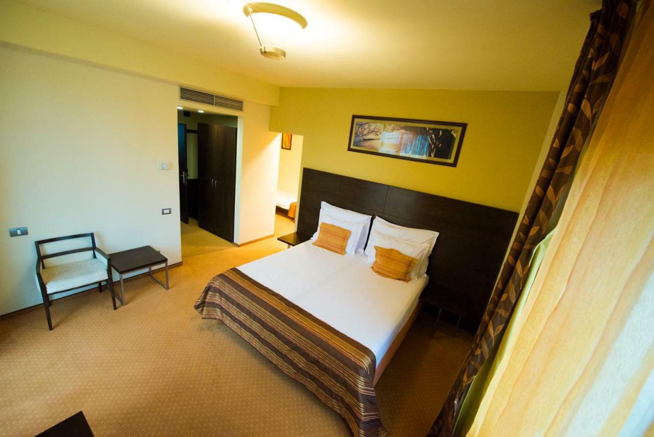 Imago Boutique Hotel 马马亚 外观 照片